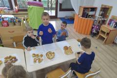 IMG-1af8bdc369ea4138db2441c9a747fd0f-V