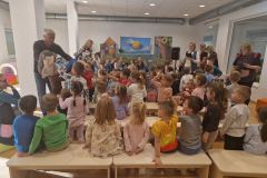 IMG-7c5e98f464bdf226ede7f2d77c51a815-V