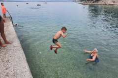 IMG-0b3fd44da2b97a75cca5077850857302-V
