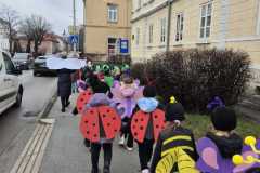 IMG-dfb7ae43df9300f86b625ef98cb7209e-V