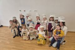 IMG-a4f24fd0dd7456cd1d37f0103151989f-V