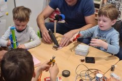 IMG-46468a07f1553efb4c9886f7bb3df64c-V