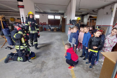 IMG-fcbdeac7bba85ab112cb4663aac22258-V